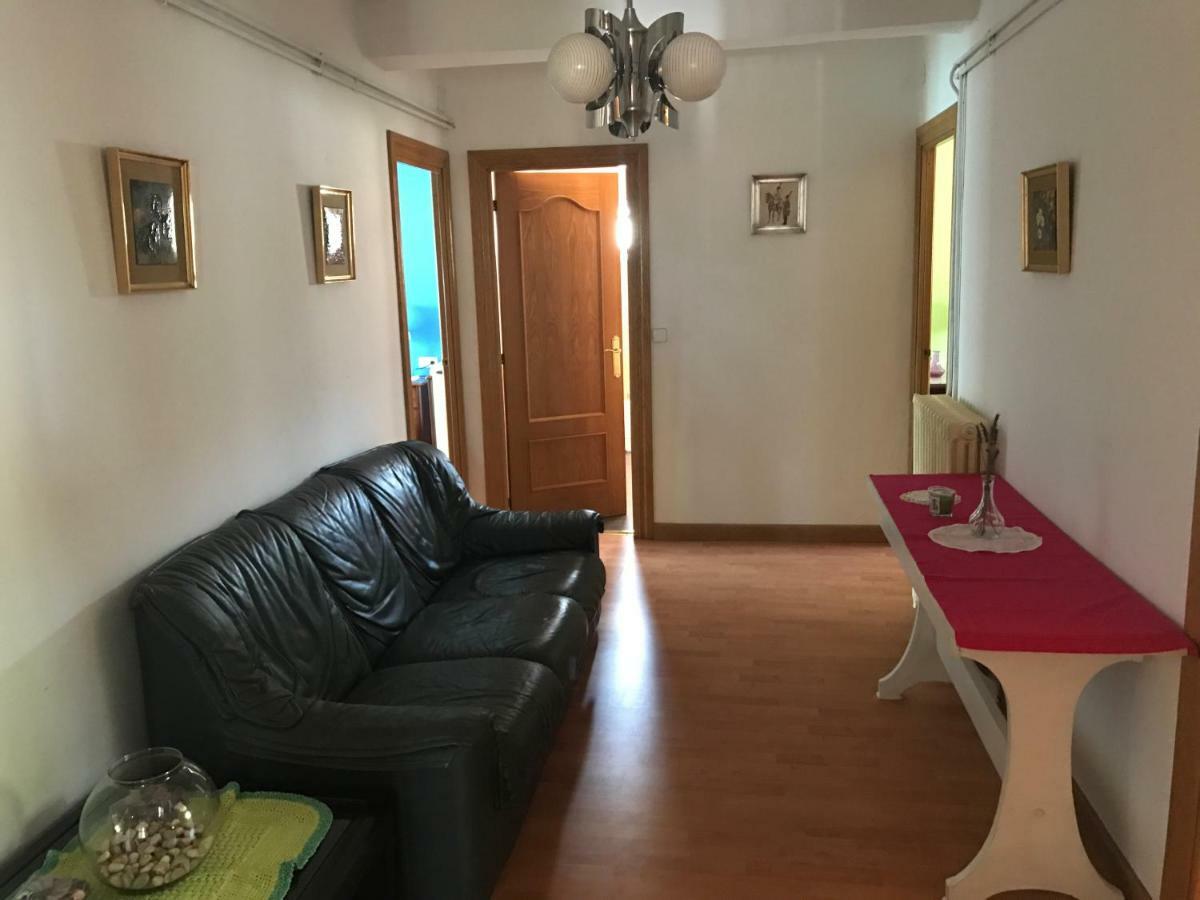 Casa De Pueblo Con Merendero Alquilable Opcionalmente Casarejos Екстериор снимка