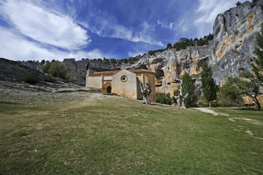 Casa De Pueblo Con Merendero Alquilable Opcionalmente Casarejos Екстериор снимка