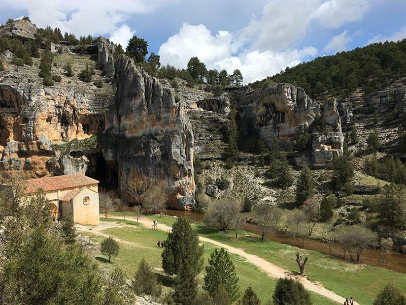 Casa De Pueblo Con Merendero Alquilable Opcionalmente Casarejos Екстериор снимка