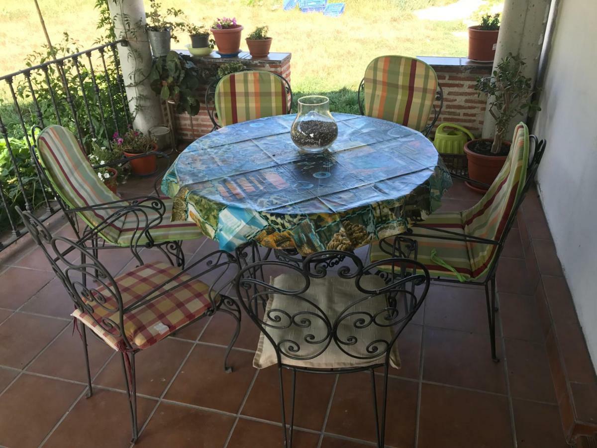 Casa De Pueblo Con Merendero Alquilable Opcionalmente Casarejos Екстериор снимка